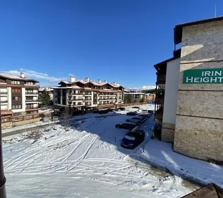 Spacious Modern 1br Near The Gondola