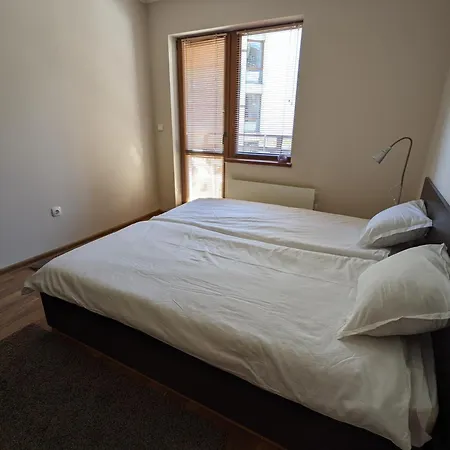 Spacious Modern 1br Near The Gondola Daire Bansko