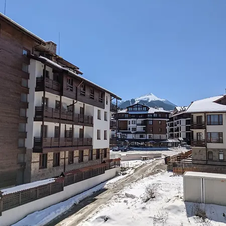 Spacious Modern 1br Near The Gondola Daire