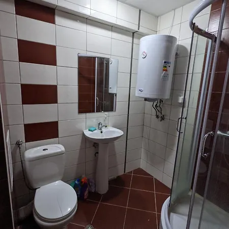 Spacious Modern 1br Near The Gondola Lejlighed